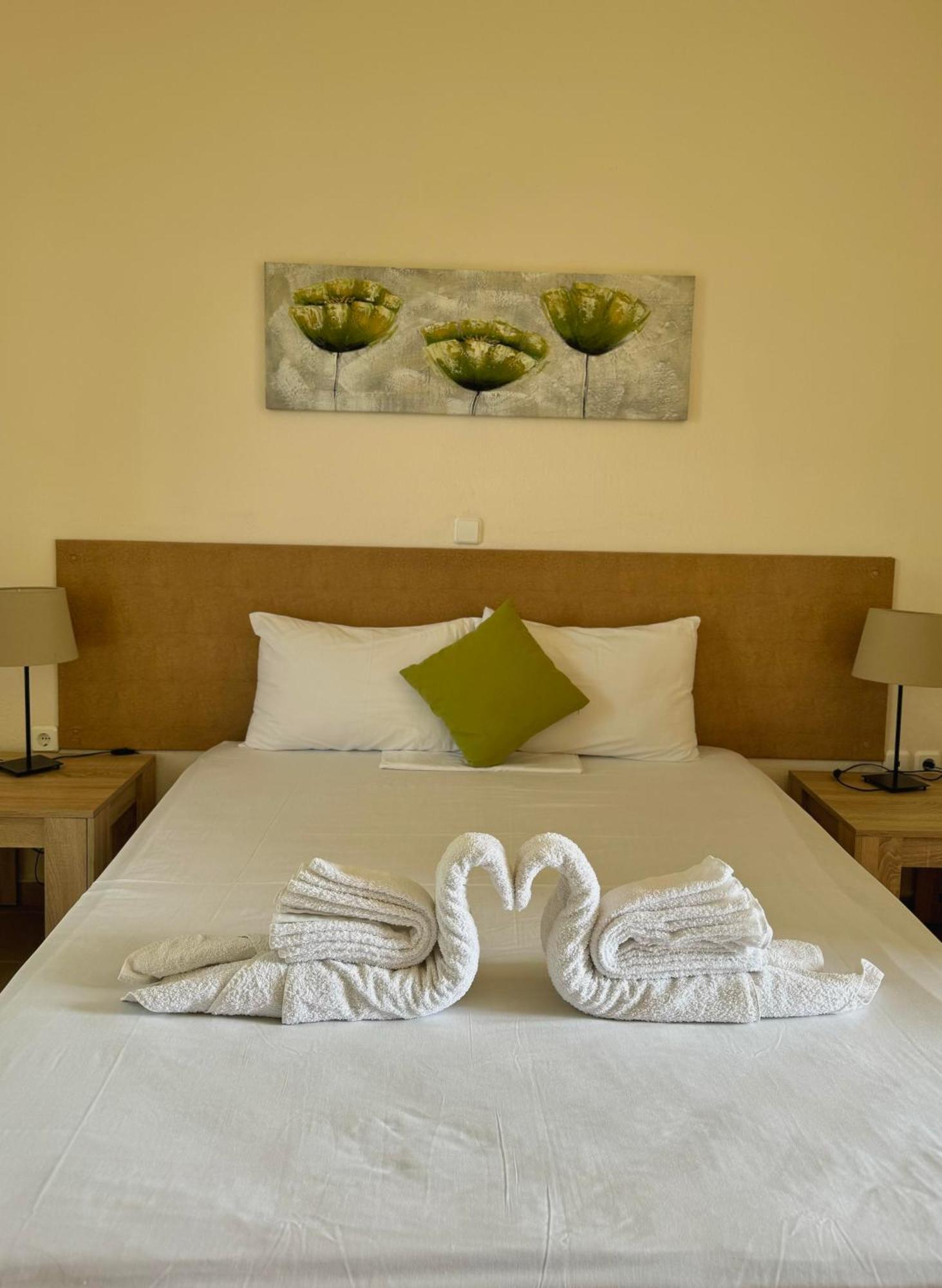 Dafnes Rooms Fourka Exterior foto