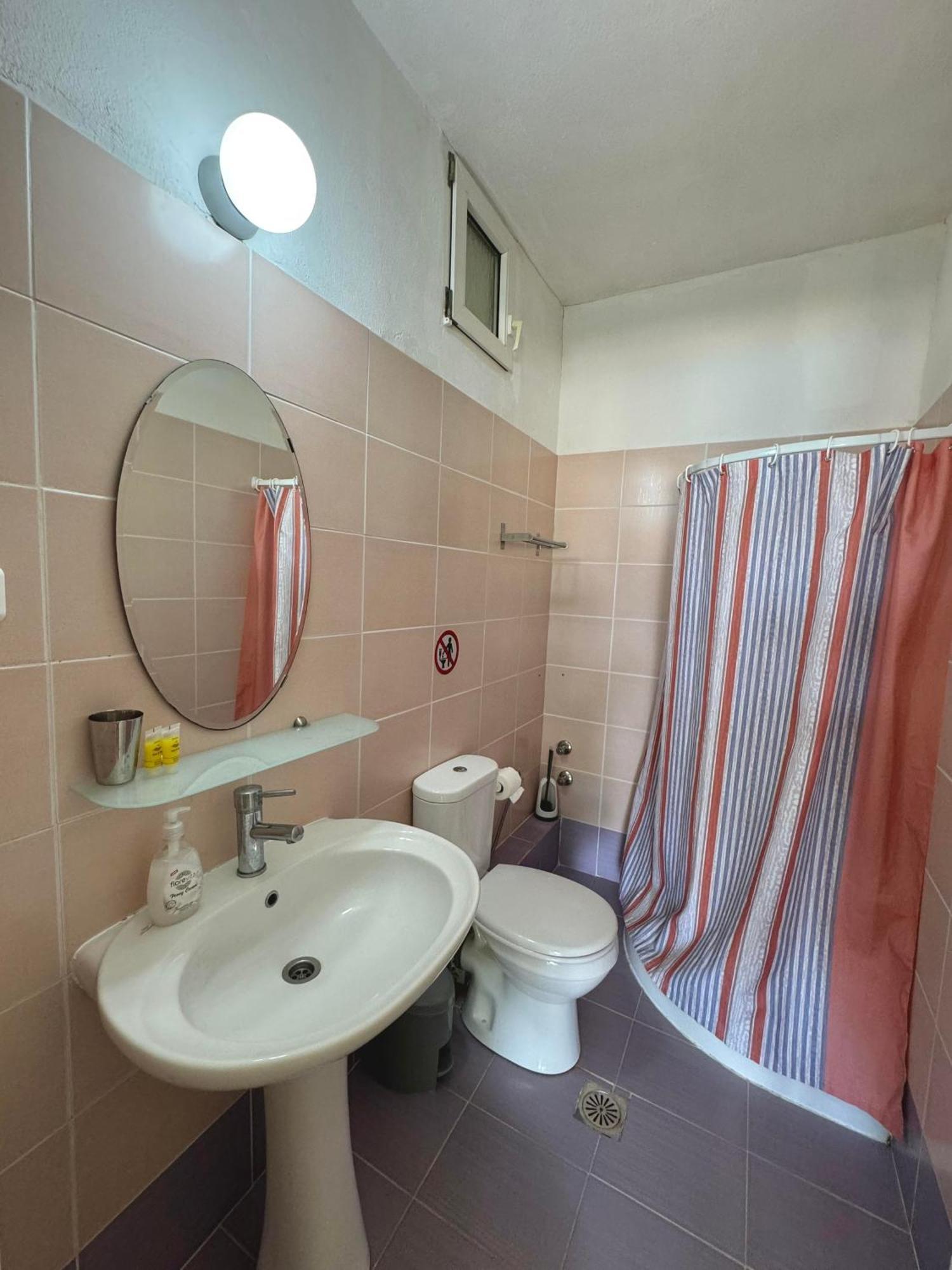 Dafnes Rooms Fourka Exterior foto